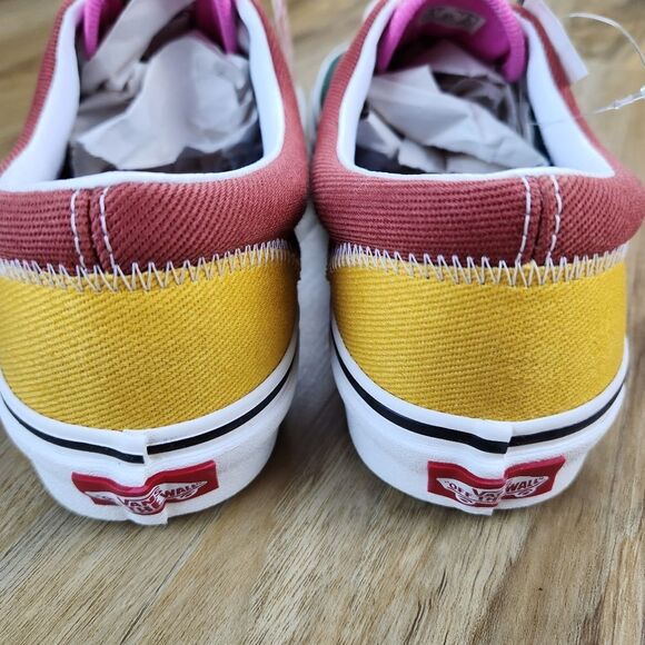 🔸️🔹️NWT Vans Varsity Era Unisex Multicolored Sneakers Size 7.5 - Picture 7 of 13